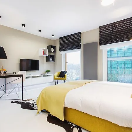 Mercedes Apartment