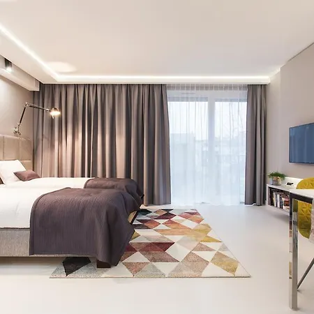 Mercedes Apartment