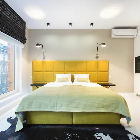 Mercedes Apartment
